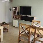 Departamento - Excelente Ubicacion, Zona Centro.